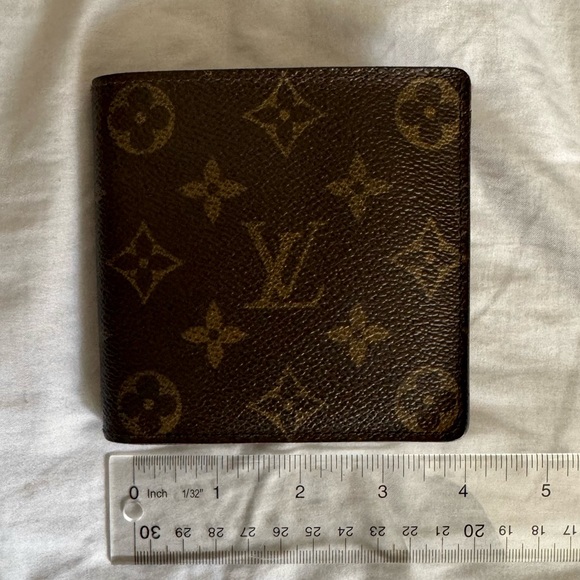 Louis Vuitton Monogram Bifold Wallet Portefeuille Marco - Men’s - Picture 15 of 16